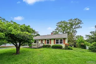 228 Newton Pl, Ballwin, MO 63021 - Photo 2