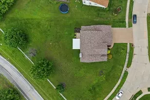102 Stewart Springs Dr, Wentzville, MO 63385 - Photo 8