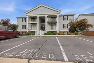 1231 Creve Coeur Crossing Ln, Creve Coeur, MO 63017 - Photo 1