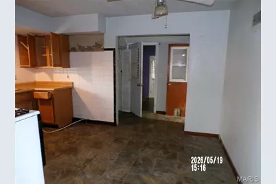 379 Porchester Drive, Lemay, MO 63125 - Photo 12