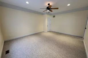1 Crabapple Ct, Olivette, MO 63132 - Photo 26