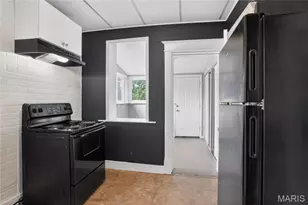 9007 Forest Ave, Saint Louis, MO 63114 - Photo 10