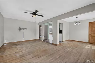 3209 Lynros Drive, Saint Ann, MO 63074 - Photo 2