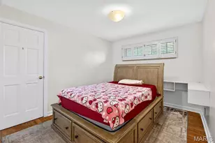 9211 Old Bonhomme Rd, Olivette, MO 63132 - Photo 16