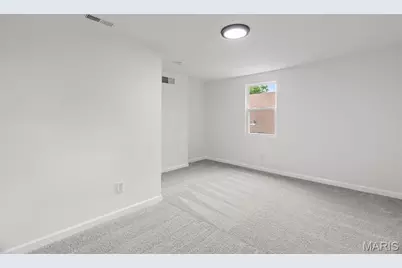9007 Lawn Avenue, Saint Louis, MO 63144 - Photo 36