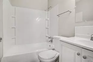 2737 Essex St, Saint Charles, MO 63301 - Photo 12