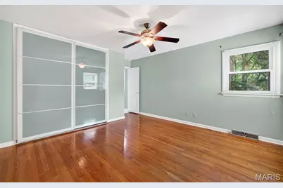 4849 Mohegan Drive, Saint Louis, MO 63123 - Photo 20