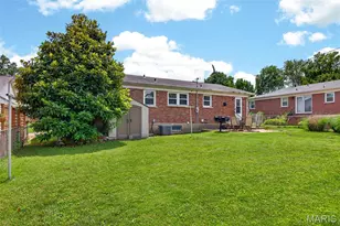4849 Mohegan Dr, Saint Louis, MO 63123 - Photo 44