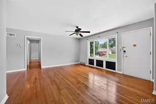 4849 Mohegan Dr, Saint Louis, MO 63123 - Photo 2