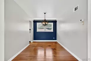 4849 Mohegan Dr, Saint Louis, MO 63123 - Photo 6