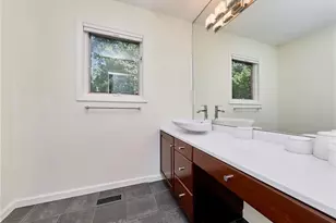 13600 Park Pl Ct, Town and Country, MO 63131 - Photo 40