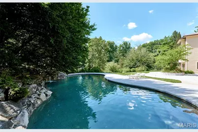 13600 Park Place Court, Town and Country, MO 63131 - Photo 10