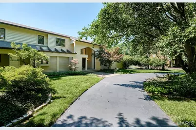 13600 Park Place Court, Town and Country, MO 63131 - Photo 8