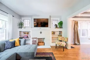 20 Lawn Pl, Saint Louis, MO 63110 - Photo 12
