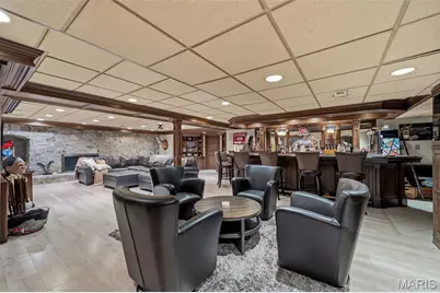 10700 Starhill Drive, Saint Louis, MO 63128 - Photo 30