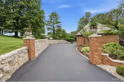 10700 Starhill Drive, Saint Louis, MO 63128 - Photo 62