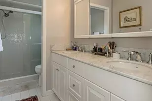 2530 N Geyer Rd, Frontenac, MO 63131 - Photo 12