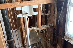 317 Mueller Ave, Ferguson, MO 63135 - Photo 8