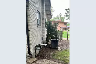7707 Springdale Drive, Normandy, MO 63121 - Photo 4