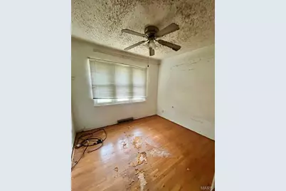 7707 Springdale Drive, Normandy, MO 63121 - Photo 12