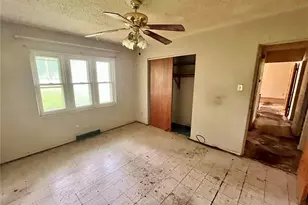 7707 Springdale Dr, Normandy, MO 63121 - Photo 14