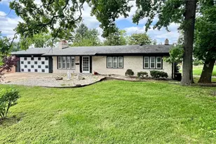 7707 Springdale Dr, Normandy, MO 63121 - Photo 2