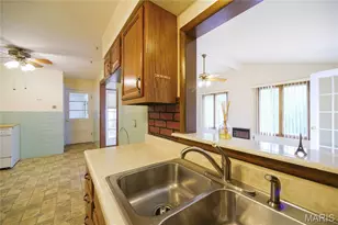 50 W Oak Hill Dr, Ballwin, MO 63021 - Photo 16