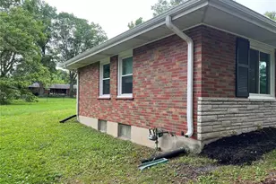 1739 June Dr, Saint Louis, MO 63138 - Photo 2