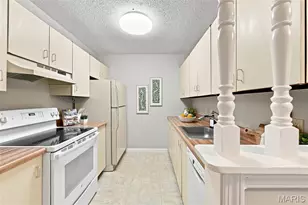 1437 Oriole Pl, Brentwood, MO 63144 - Photo 10
