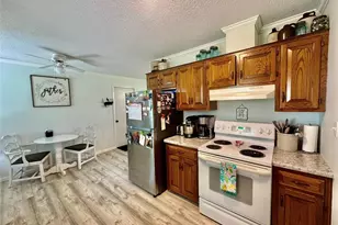 526 Lawn St, Monroe City, MO 63456 - Photo 6