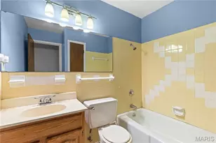 430 Nantucket Dr, Saint Charles, MO 63301 - Photo 8