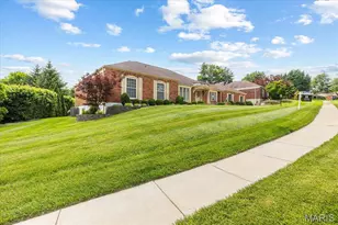 287 Glen Valley Dr, Chesterfield, MO 63017 - Photo 2