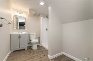 11848 Foxwood Dr, Maryland Heights, MO 63043 - Photo 22