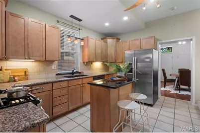 2835 McNair Avenue, Saint Louis, MO 63118 - Photo 8