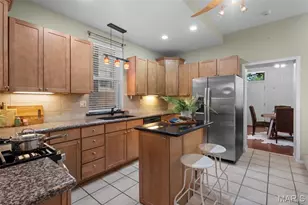 2835 McNair Ave, Saint Louis, MO 63118 - Photo 8
