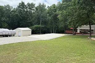 8933 Parrot Dr, French Village, MO 63036 - Photo 2