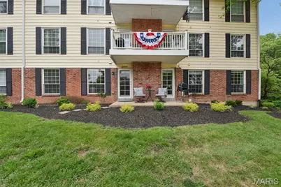 1525 Hampton Hall Drive #7, Chesterfield, MO 63017 - Photo 1