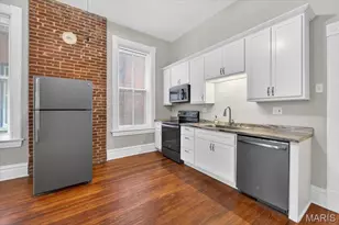 2416 S 13th St, Saint Louis, MO 63104 - Photo 6