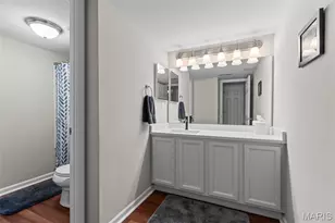 1926 Hunting Lake Ct, Saint Louis, MO 63122 - Photo 14