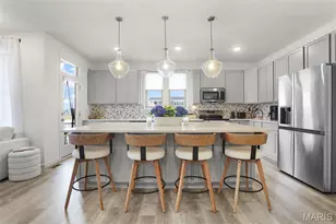 122 Marais Temps Clair Pl, Saint Charles, MO 63301 - Photo 8