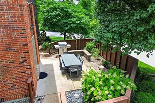 1137 Claytonbrook Ct, Ballwin, MO 63011 - Photo 36
