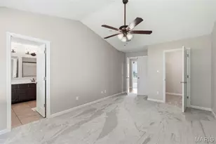 814 Emerald Pl Dr, Saint Charles, MO 63304 - Photo 8