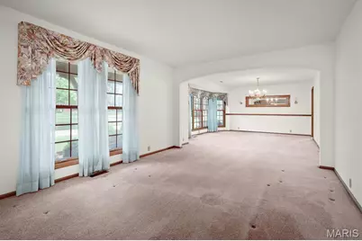 11700 Bayfield Lane, Saint Louis, MO 63128 - Photo 16