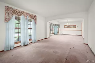 11700 Bayfield Ln, Saint Louis, MO 63128 - Photo 16