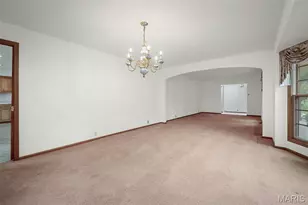 11700 Bayfield Ln, Saint Louis, MO 63128 - Photo 18