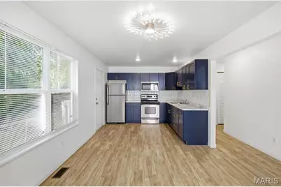 10236 Earl Drive, Saint Louis, MO 63136 - Photo 6