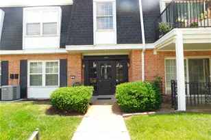 1678 Blue Ridge Dr, Lemay, MO 63125 - Photo 2