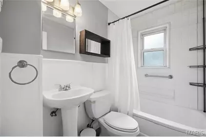 7109 Yates Street, Saint Louis, MO 63116 - Photo 12