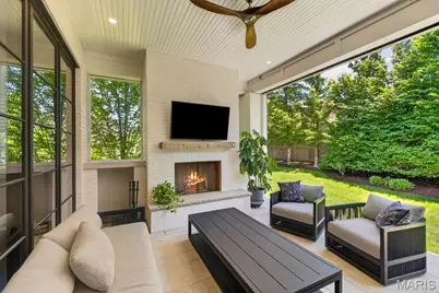 136 N Brentwood Boulevard, Clayton, MO 63105 - Photo 20