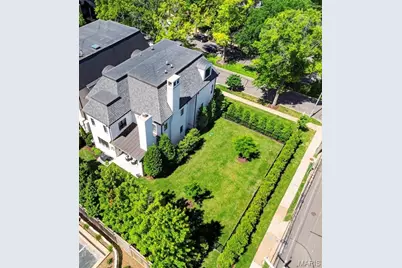 136 N Brentwood Boulevard, Clayton, MO 63105 - Photo 44